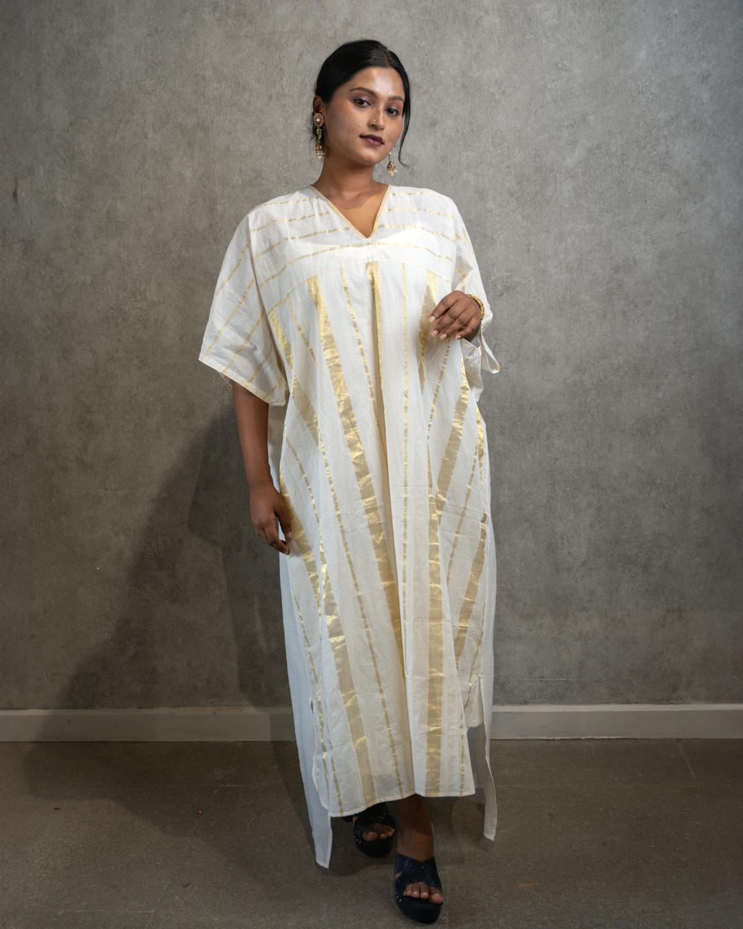Wide-cut Kasavu Kaftan
