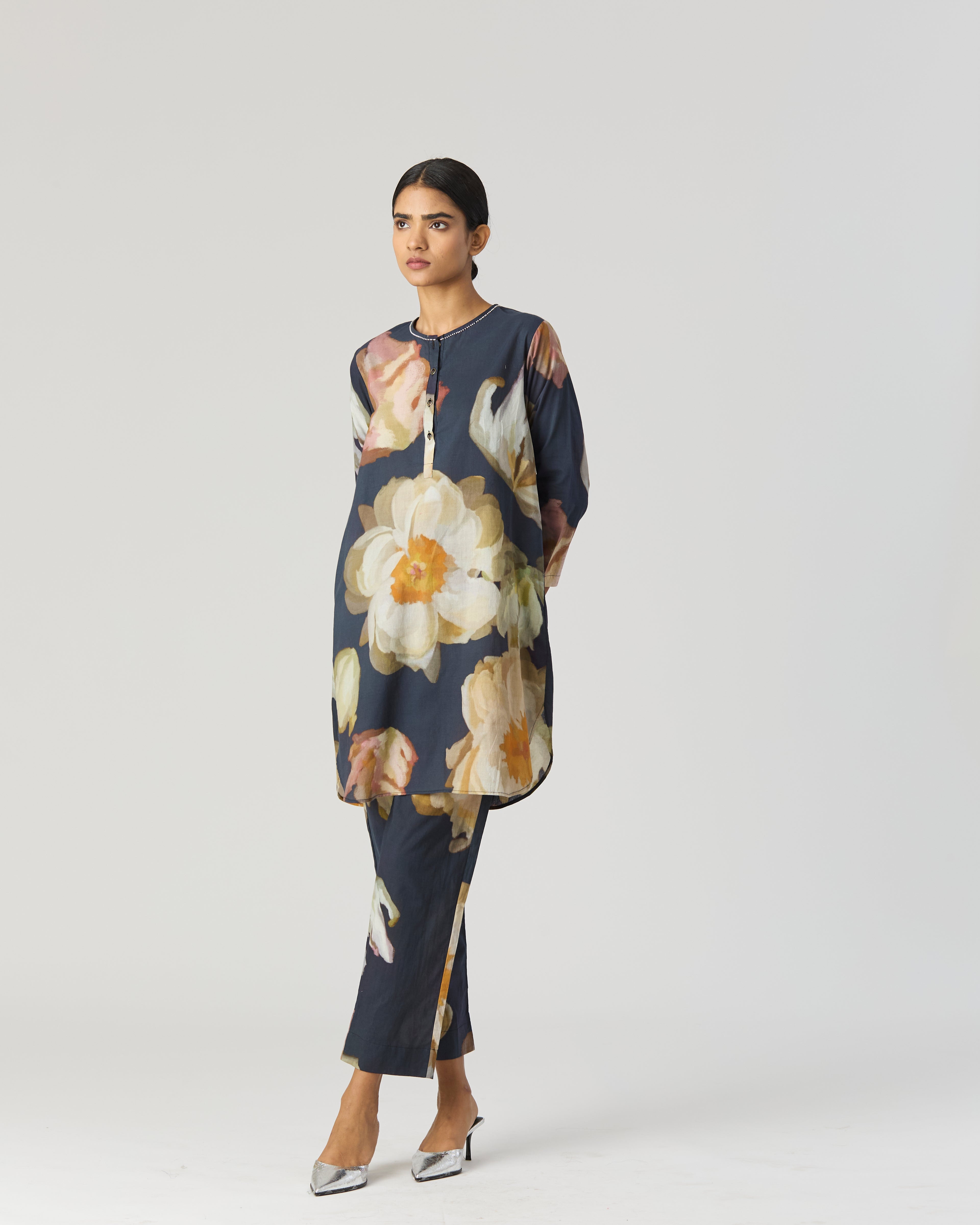 Viva Fiori Cotton Kurta Set