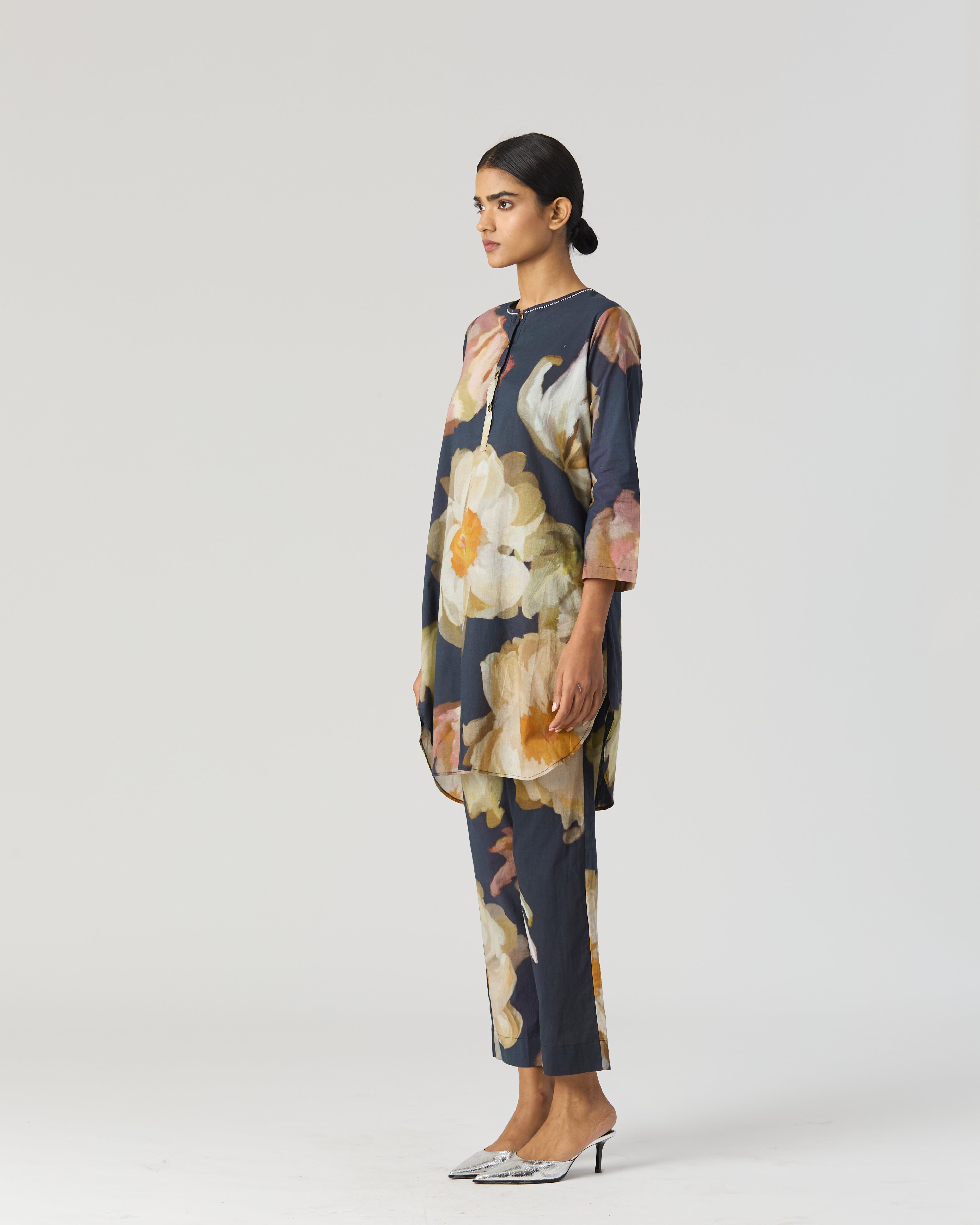 Viva Fiori Cotton Kurta Set