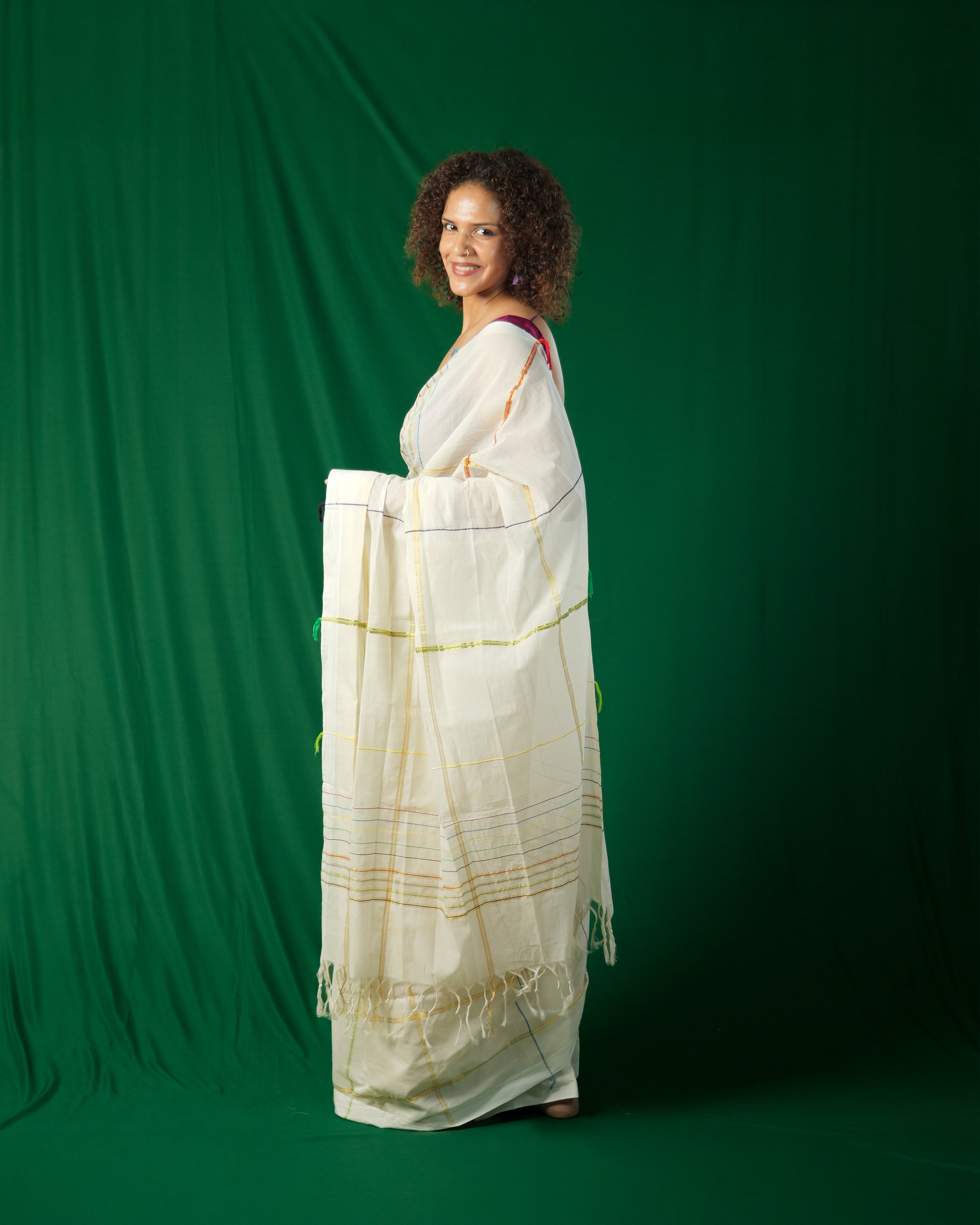 Janaki Kutty Golden Stripe Kasavu Saree