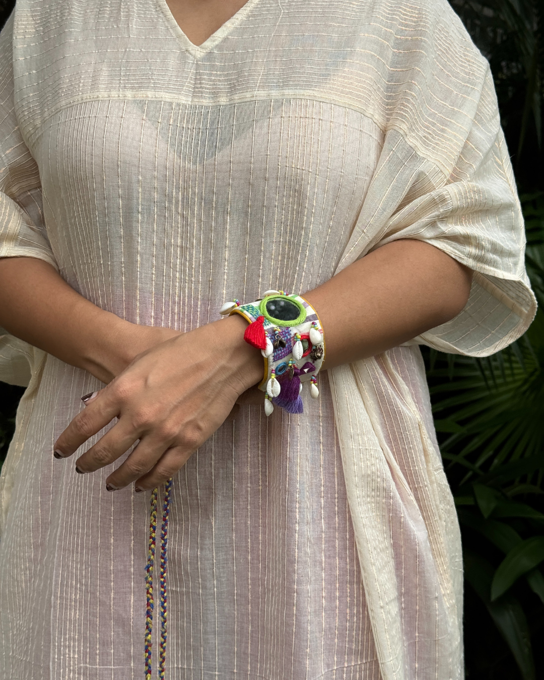 Amini Boho Off-white Handcuff