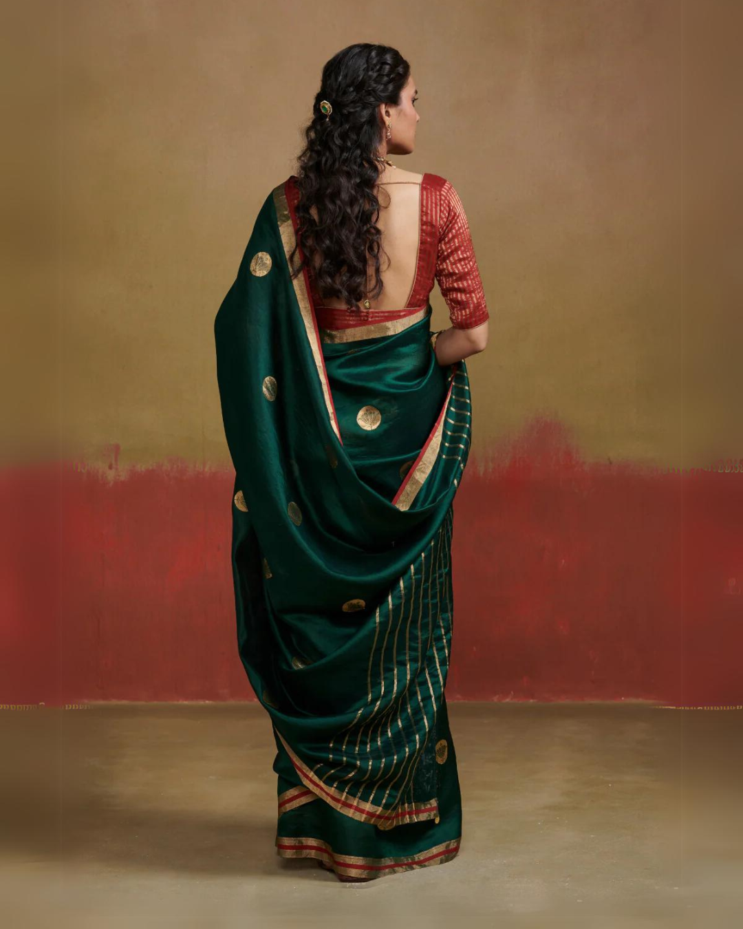 Sunehri Saree