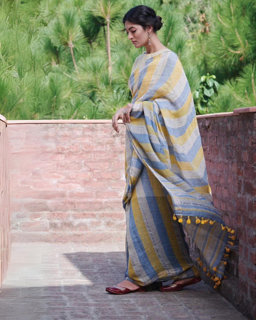 Manjiri Saree