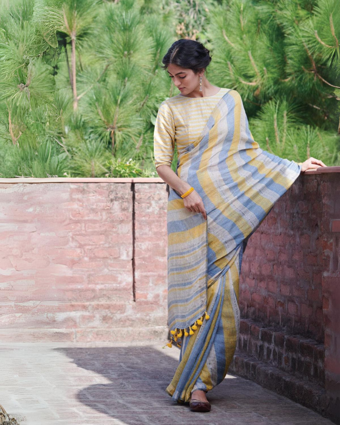 Manjiri Saree
