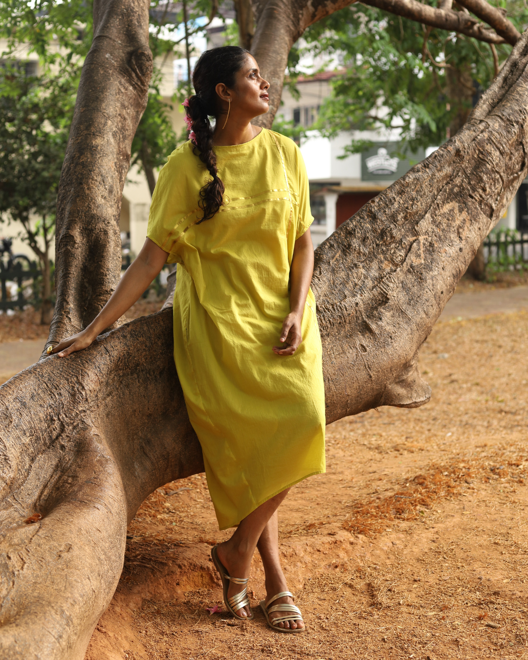 Aampanna Flowy Dress