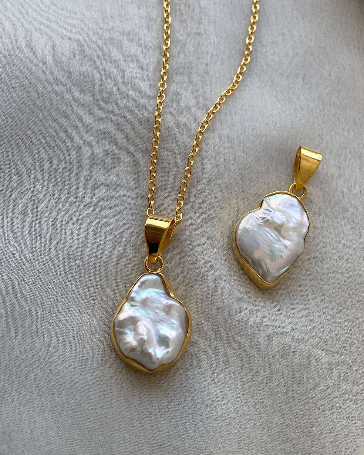 Nazaakat Pendant & Chain