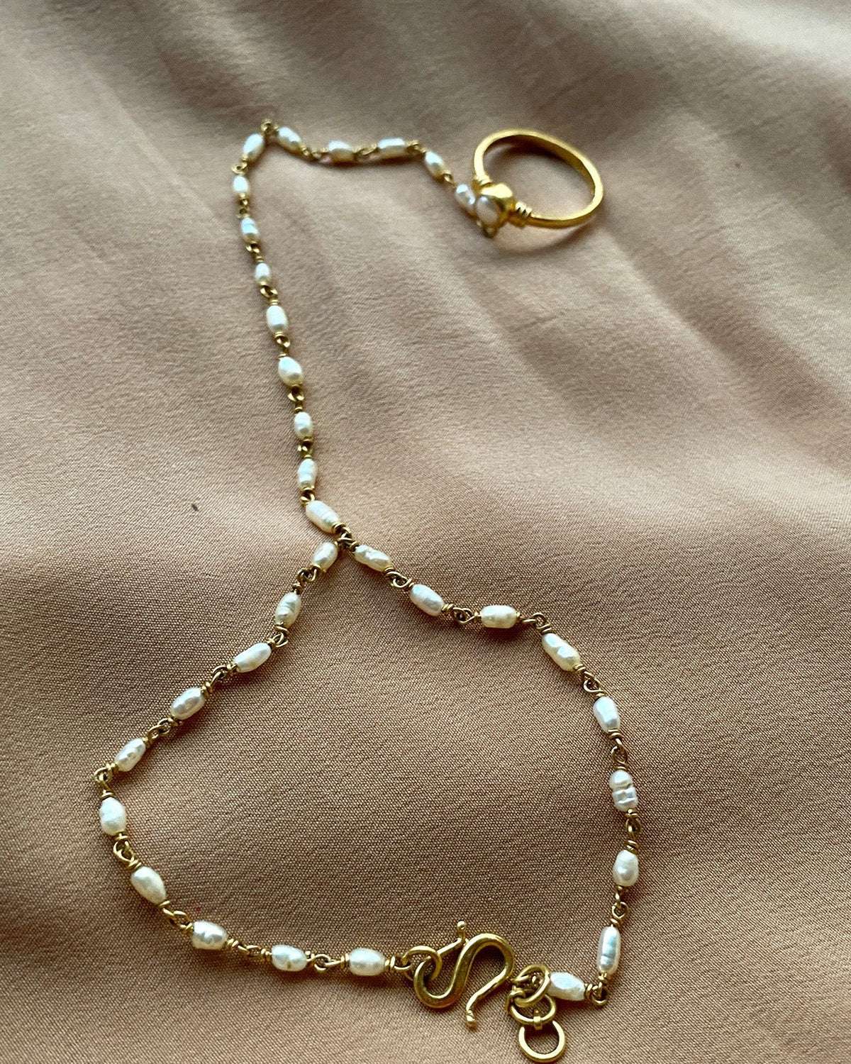 Pearl Ring chain bracelet (Haathphool)
