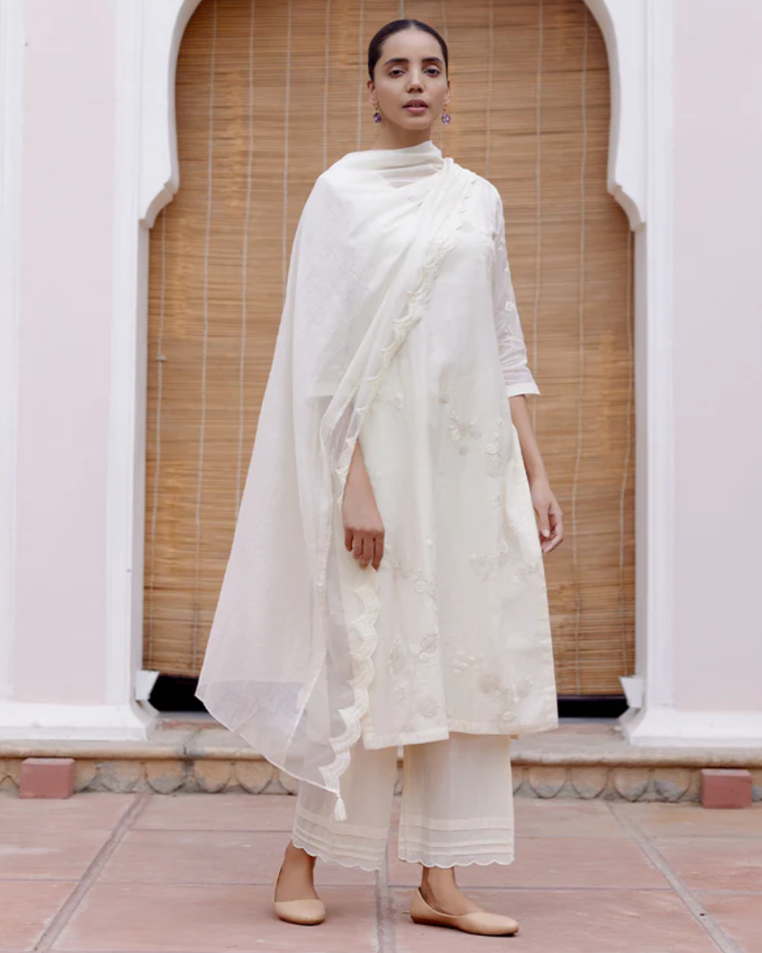 Swan Applique Kurta Set