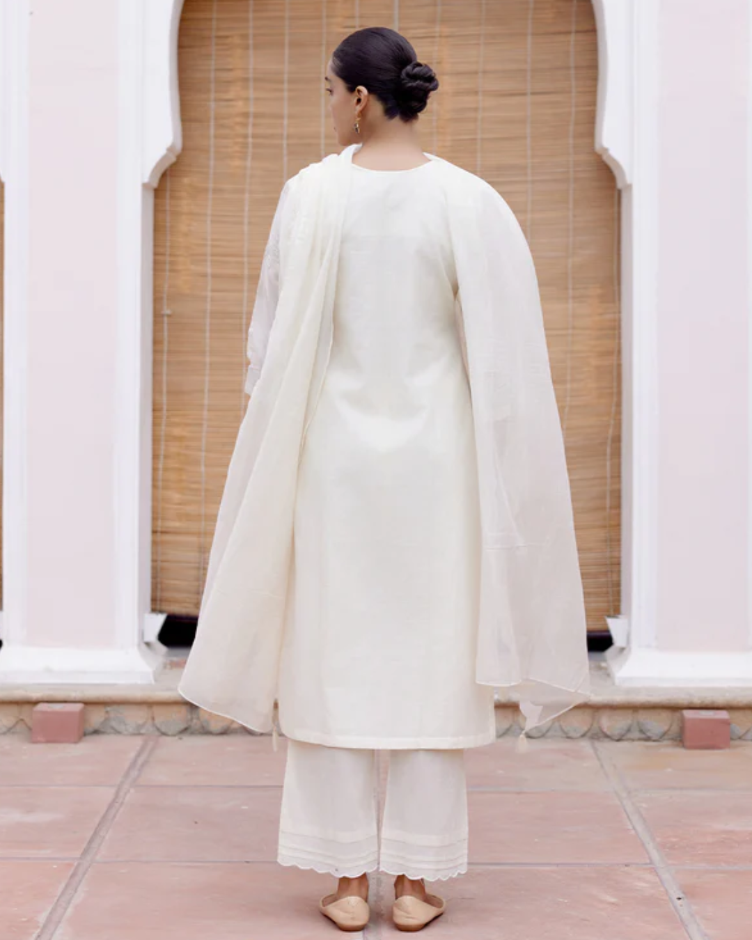 Swan Applique Kurta Set