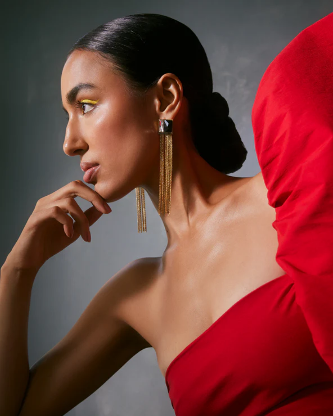 Fusion Crystal Tassel Earring - Black And White