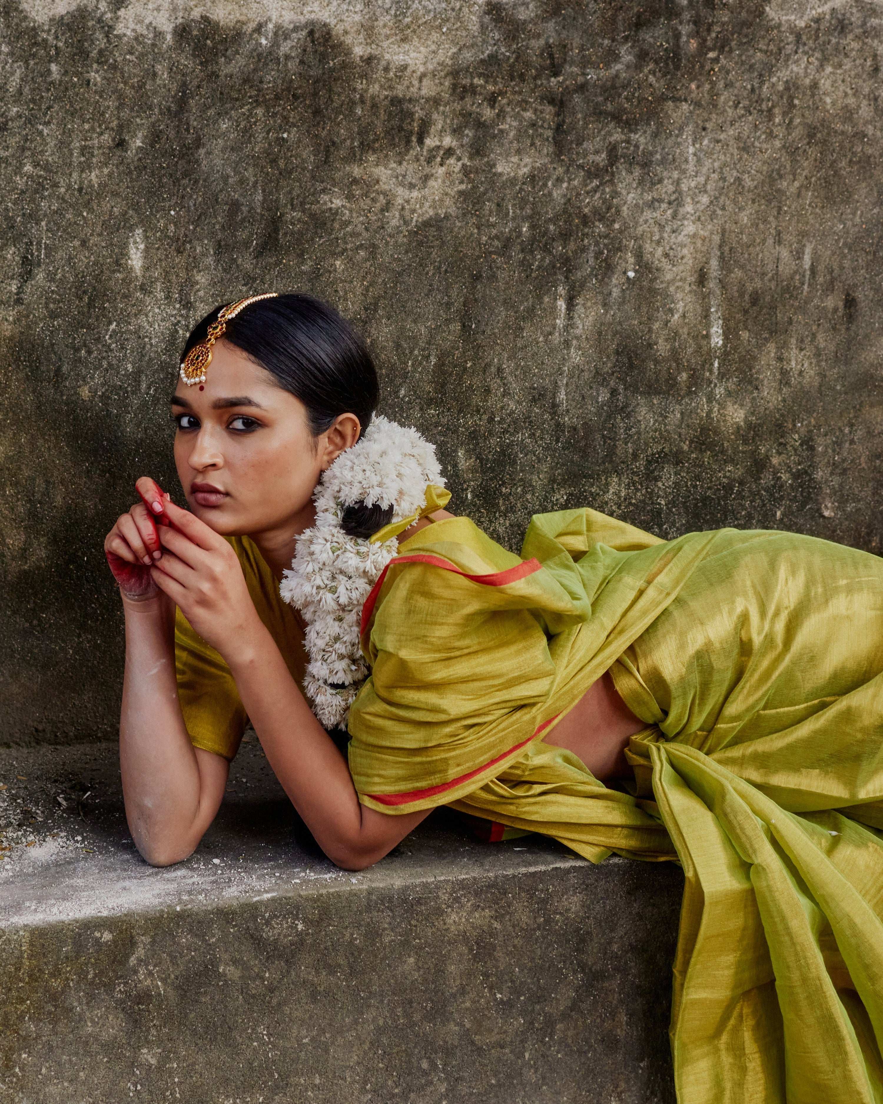 Kapittha I Neon Green Tissue Saree