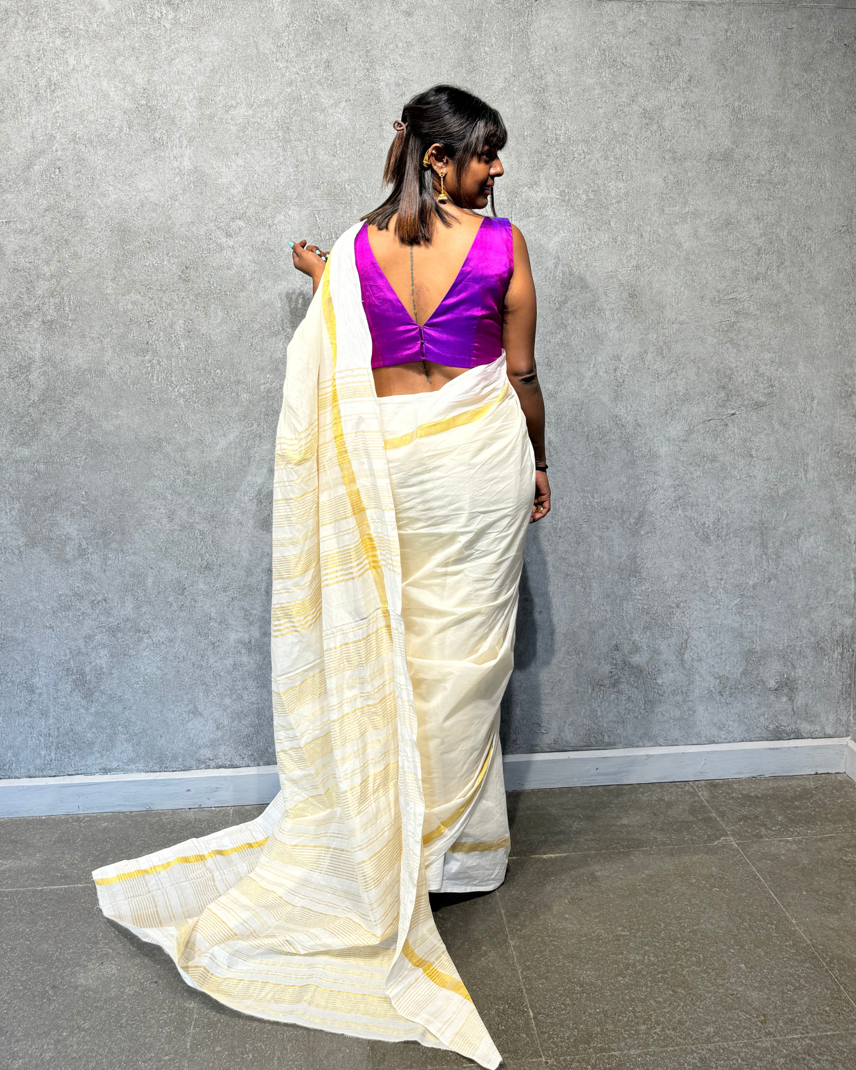 Mallika | Golden-stripe Kasavu Saree