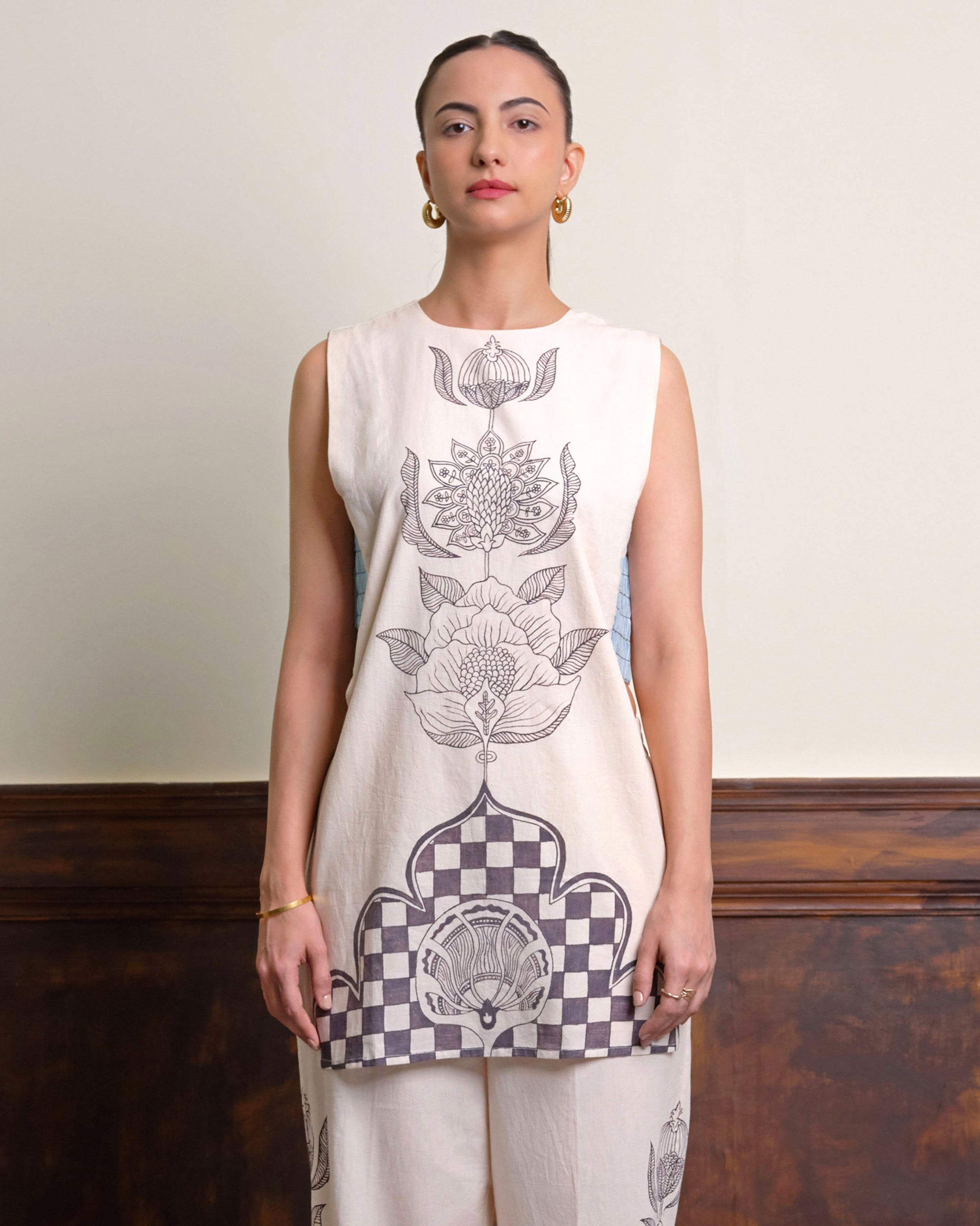Scribbled in Threads Top