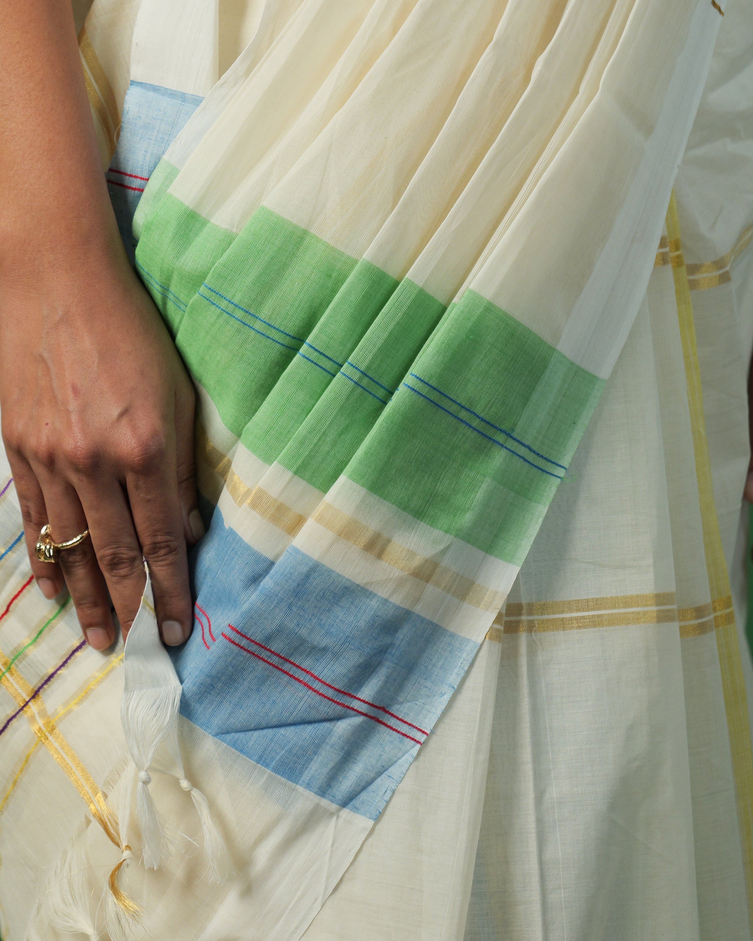Chakki Color Block Striped Kasavu Saree