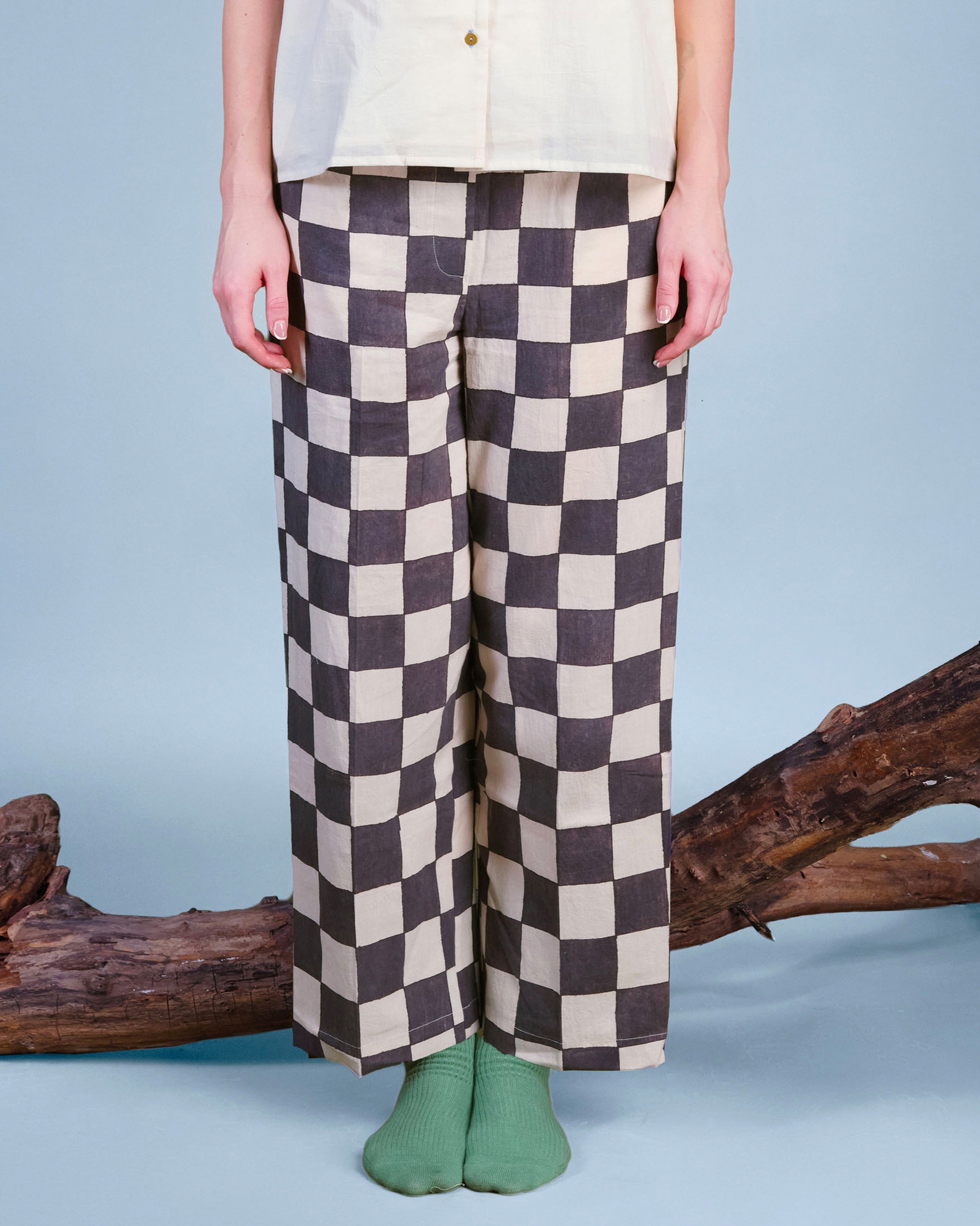 In Grid Trousers