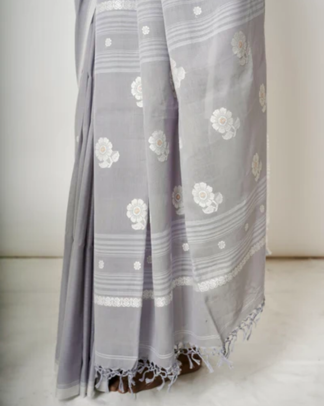 Ashen Saree