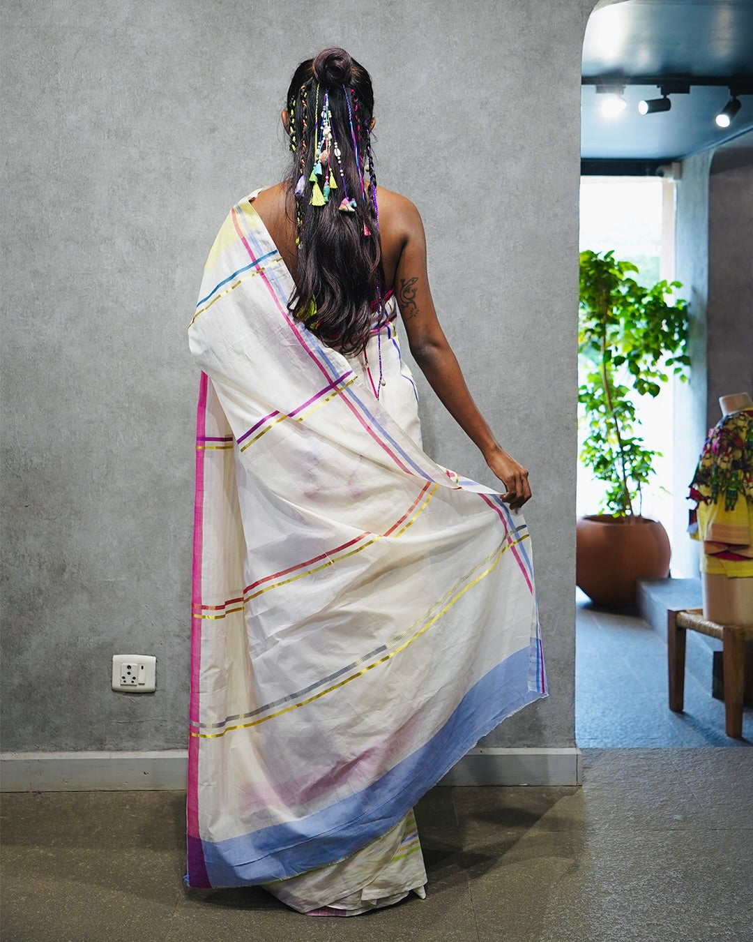 Nilambari Saree