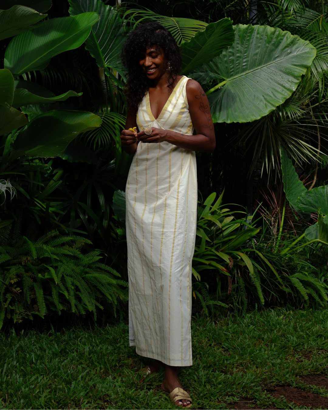 Suvarnam | Deep V-neck Kasavu Dress