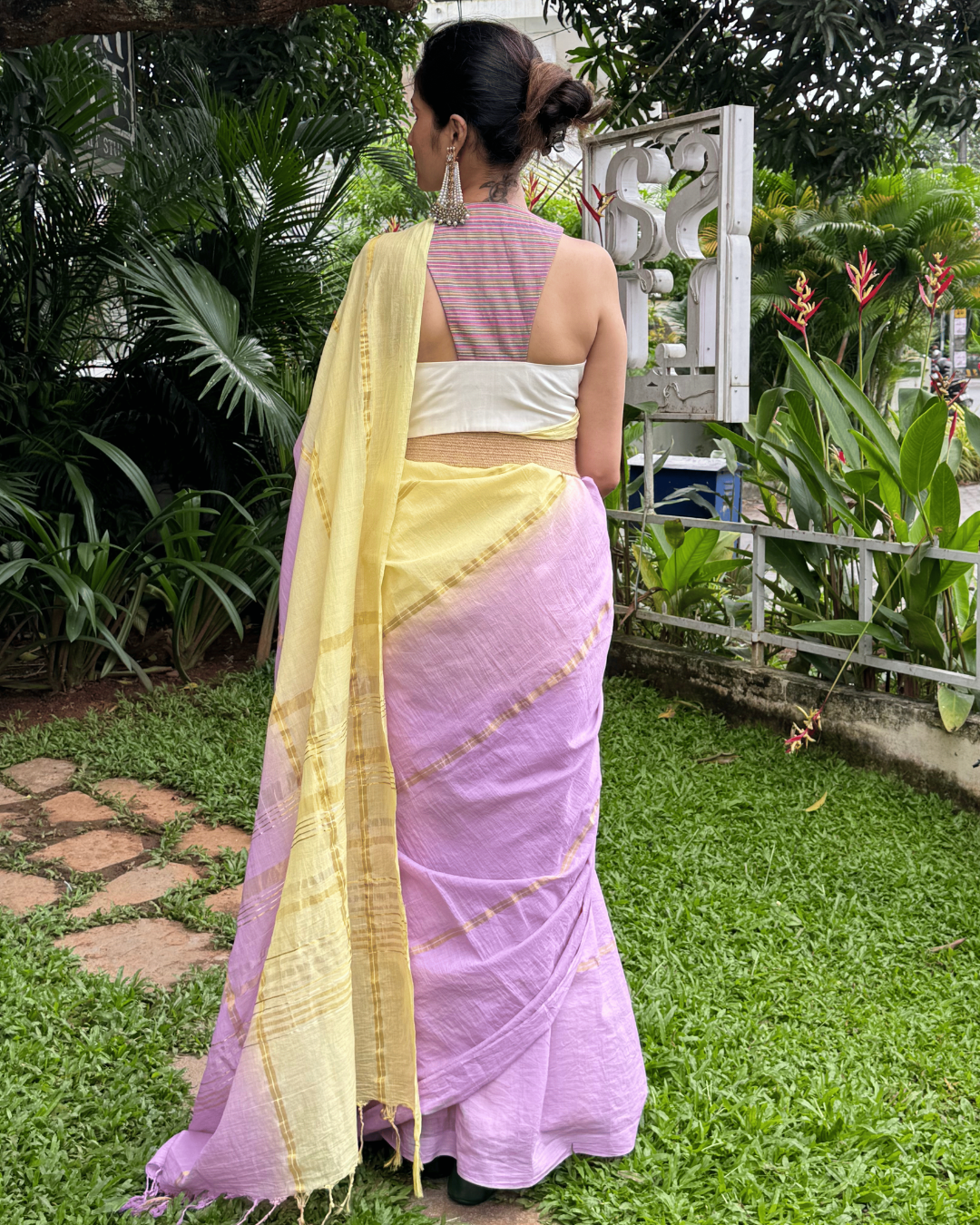 Anandavalli Yellow Lilac Ombre Striped Kasavu Saree