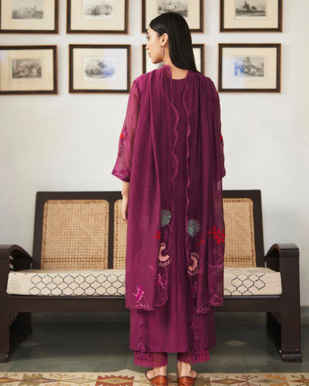 Amethyst Floral Embroidered Kurta Set