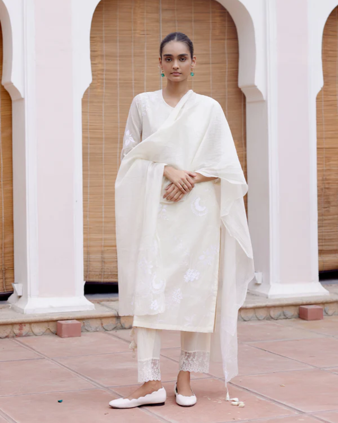 Swan Floral Embroidered Kurta Set